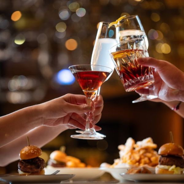 奢華海鮮披薩御馬納財 匠心醬藝抱湯餃