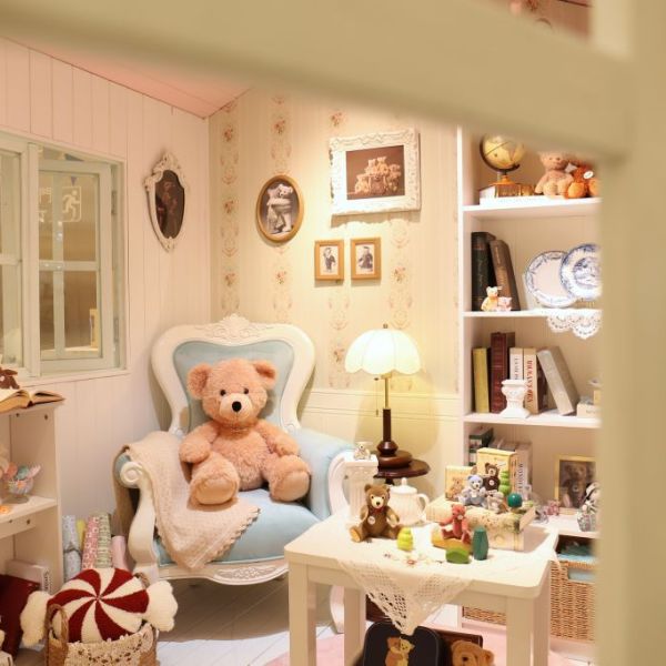 情人節萌翻！草莓泰迪熊首飾彩妝住宿浪漫拉滿