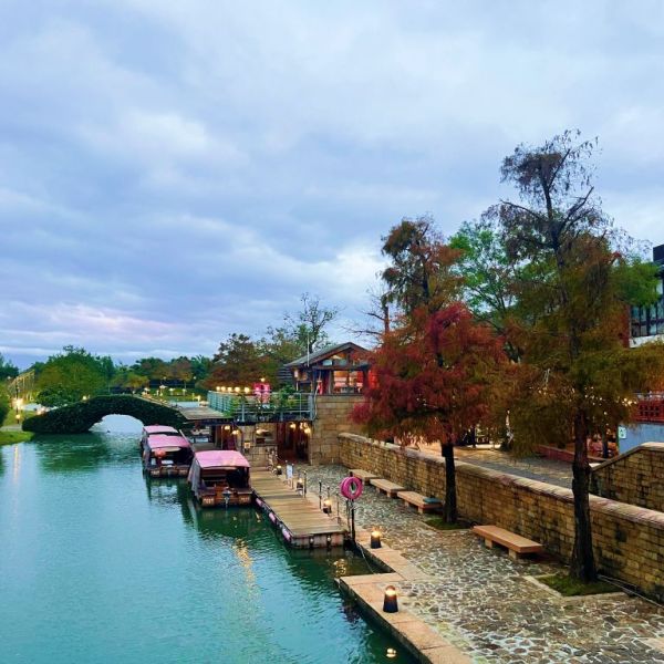 漫遊煙波藝城 花時間古味巷陌